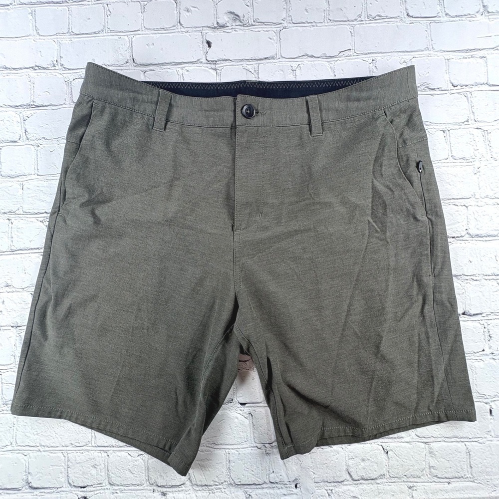 Vuori Aim Shorts Mens 33 Olive Green Stretch Activewear SV368